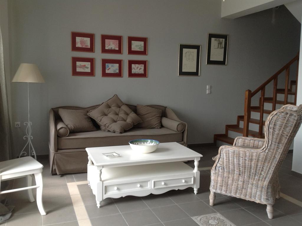 Heliades Maisonettes Mithimna Habitación foto
