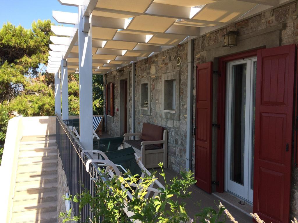 Heliades Maisonettes Mithimna Exterior foto